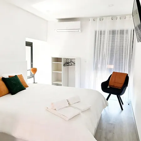 Casa Do Abade - *